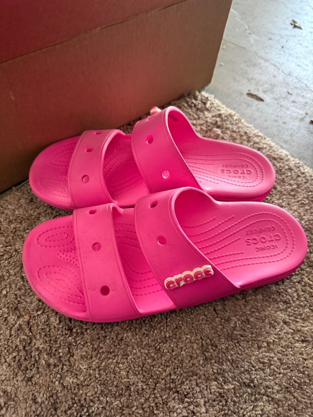 CROCS adult women men Hot Pink Dual-Strap Slide Sandals women size 10 men size 8